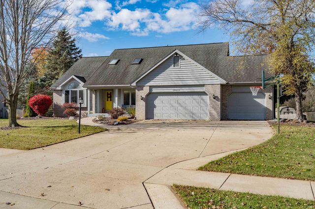 10625 Lone Eagle Way, Fort Wayne, IN 46845