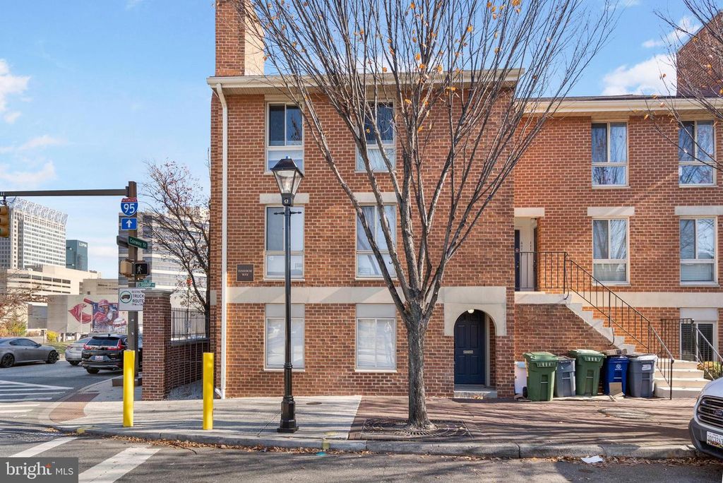 401 S SHARP ST #R 1, Baltimore, MD 21201