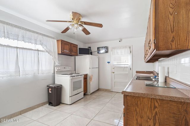 6337 Osage Lane, El Paso, TX 79925