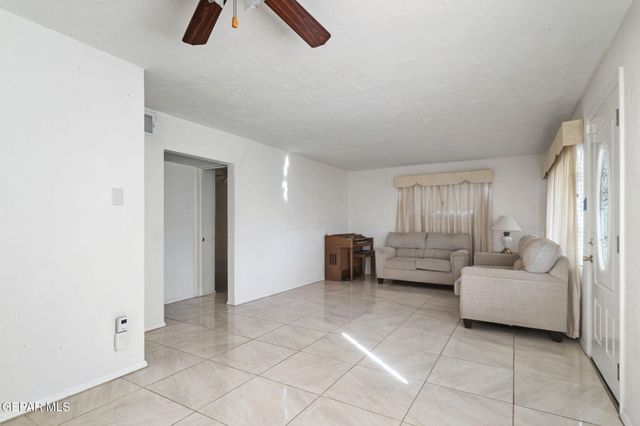 6337 Osage Lane, El Paso, TX 79925