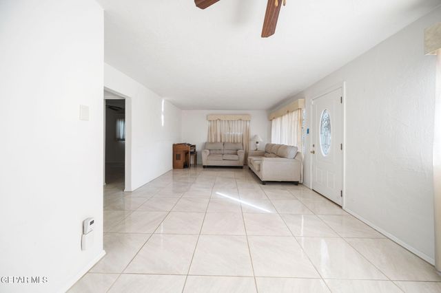 6337 Osage Lane, El Paso, TX 79925