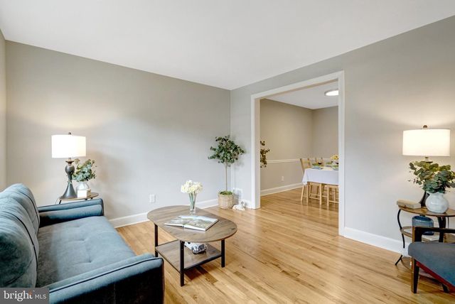 4789 21ST RD N, Arlington, VA 22207