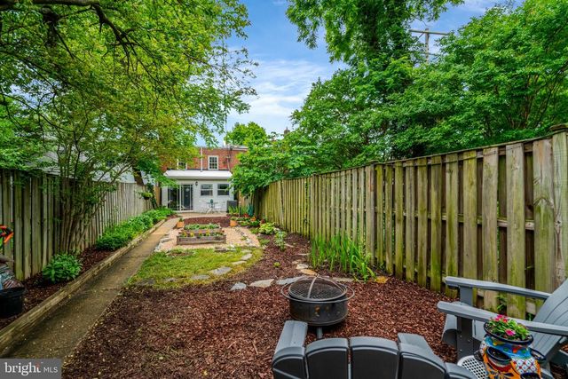 4789 21ST RD N, Arlington, VA 22207