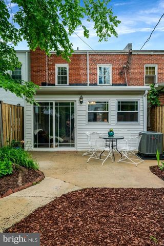4789 21ST RD N, Arlington, VA 22207