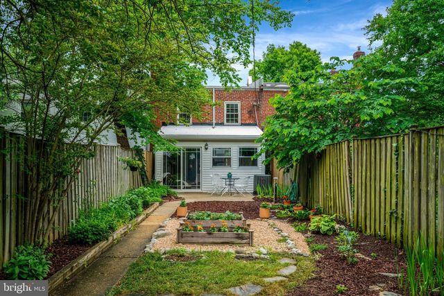 4789 21ST RD N, Arlington, VA 22207