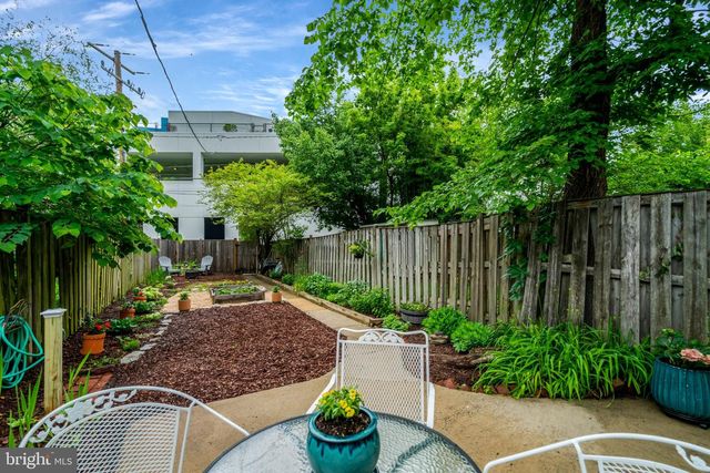 4789 21ST RD N, Arlington, VA 22207