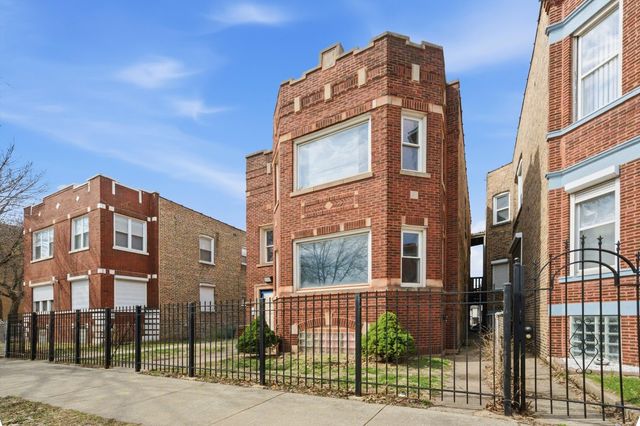 7352 S Langley Avenue, Chicago, IL 60619