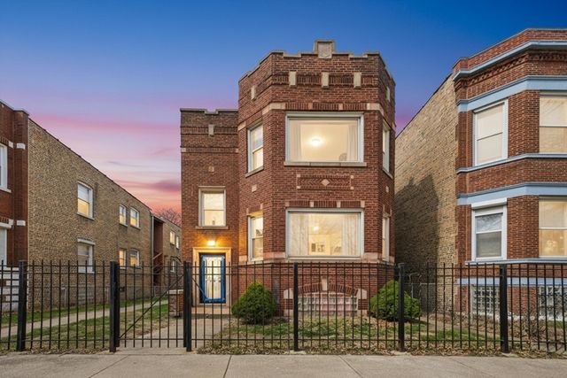 7352 S Langley Avenue, Chicago, IL 60619