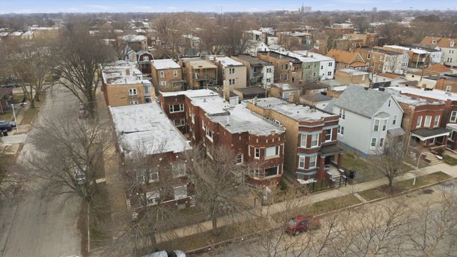 7352 S Langley Avenue, Chicago, IL 60619