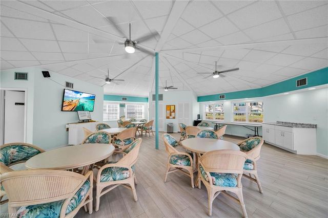 13540 Stratford Place CIR # 202, Fort Myers, FL 33919