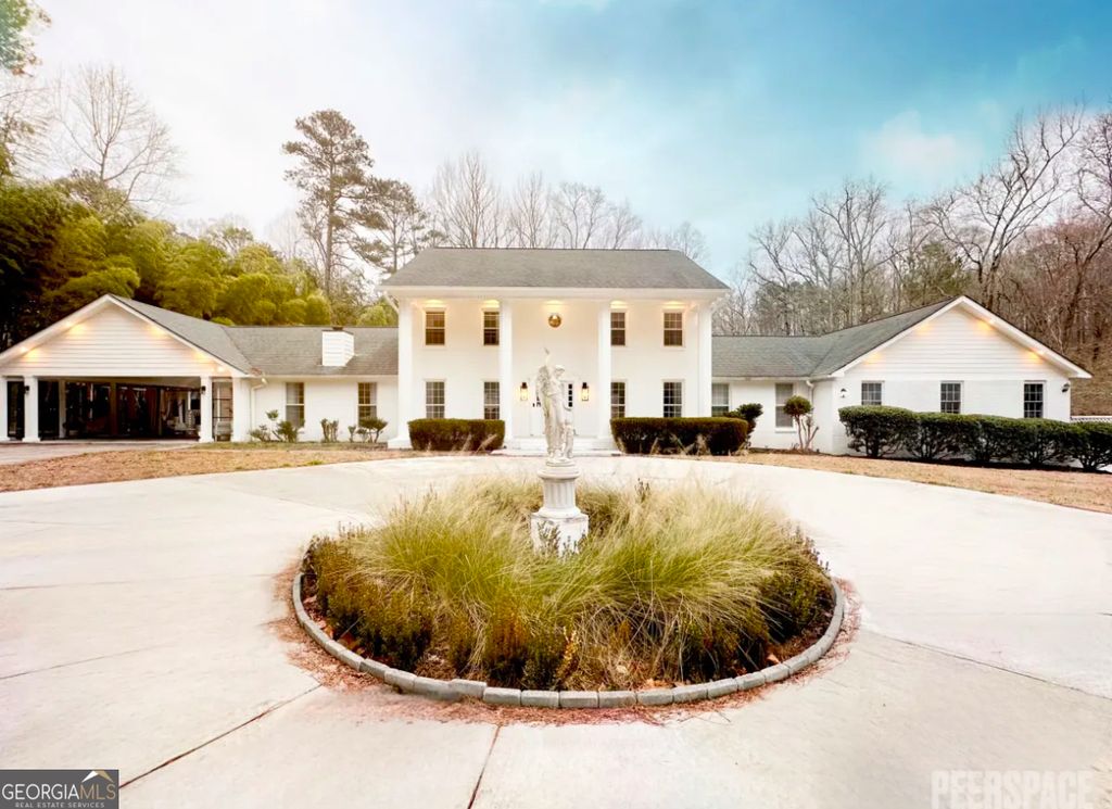 193 S Kite Lake Road, Fayetteville, GA 30214