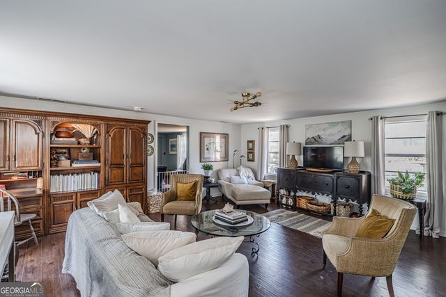 103 Rolling Oaks Drive NW, Rome, GA 30165