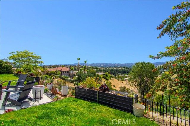 24574 Overland, West Hills (los Angeles), CA 91304