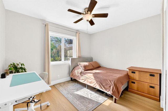 6820 Calvin Dr, Citrus Heights, CA 95621