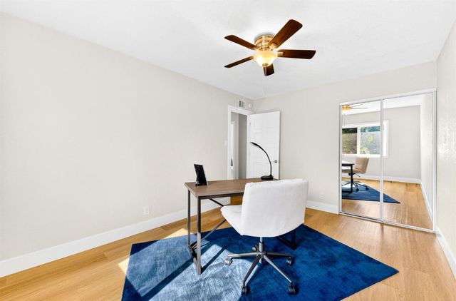 6820 Calvin Dr, Citrus Heights, CA 95621