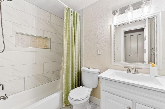 6820 Calvin Dr, Citrus Heights, CA 95621