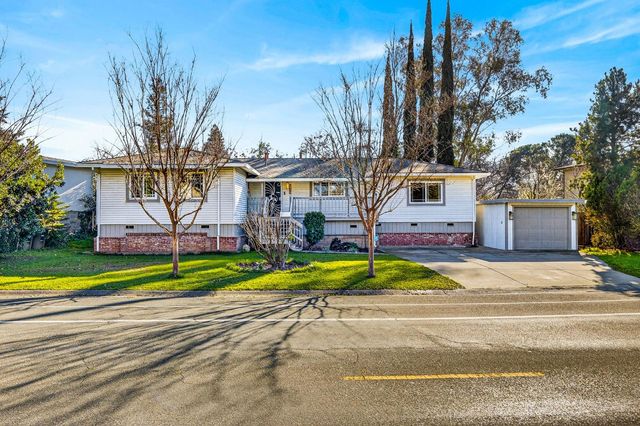 6820 Calvin Dr, Citrus Heights, CA 95621