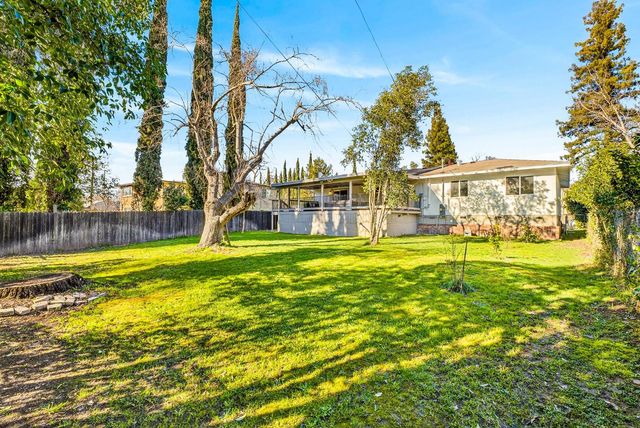 6820 Calvin Dr, Citrus Heights, CA 95621