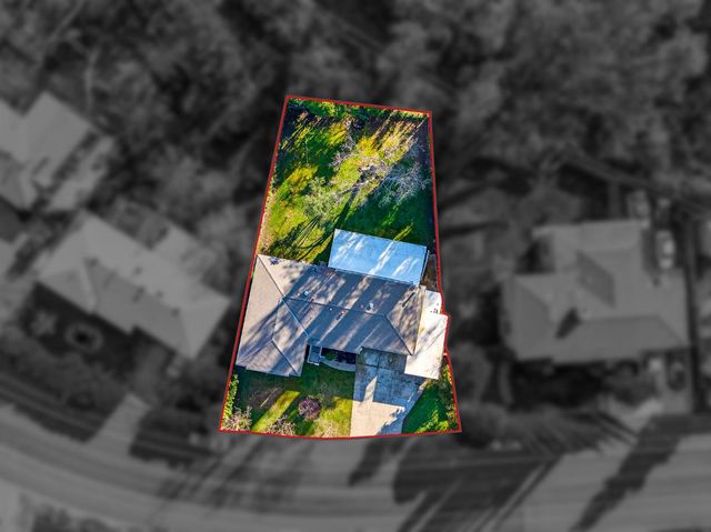 6820 Calvin Dr, Citrus Heights, CA 95621