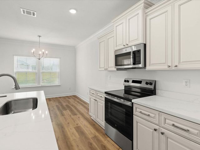112 S Founders Way, Hattiesburg, MS 39401