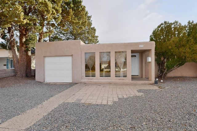 436 General Chennault Street NE, Albuquerque, NM 87123