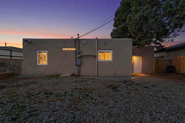 436 General Chennault Street NE, Albuquerque, NM 87123