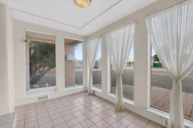 436 General Chennault Street NE, Albuquerque, NM 87123