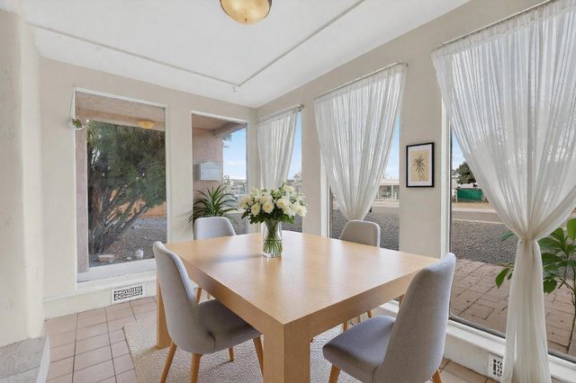 436 General Chennault Street NE, Albuquerque, NM 87123