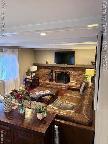 33717 Heritage Hills Drive, Farmington Hills, MI 48331