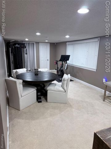 33717 Heritage Hills Drive, Farmington Hills, MI 48331