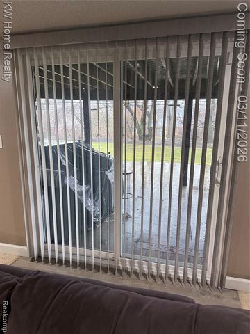 33717 Heritage Hills Drive, Farmington Hills, MI 48331