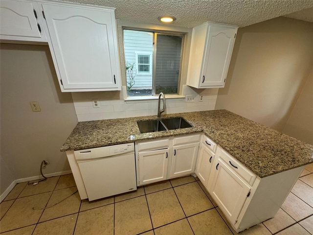 4204 Everest LN, Austin, TX 78727