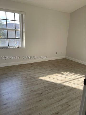 321 SW 120th Ave 321, Pembroke Pines, FL 33025