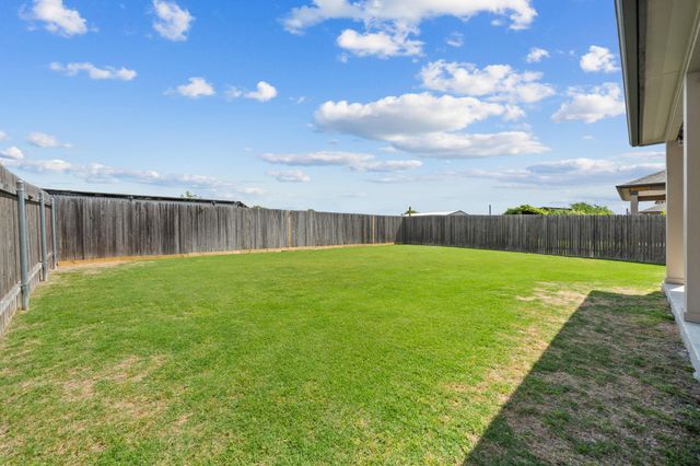 6289 Mantalcino DR, Round Rock, TX 78665