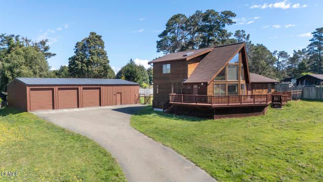24763 Sashandre Lane, Fort Bragg, CA 95437
