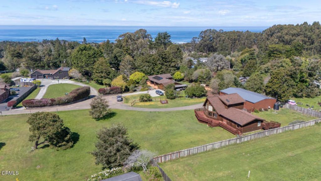 24763 Sashandre Lane, Fort Bragg, CA 95437