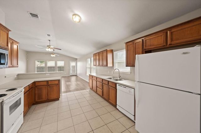 2829 NW 182nd Street, Edmond, OK 73012