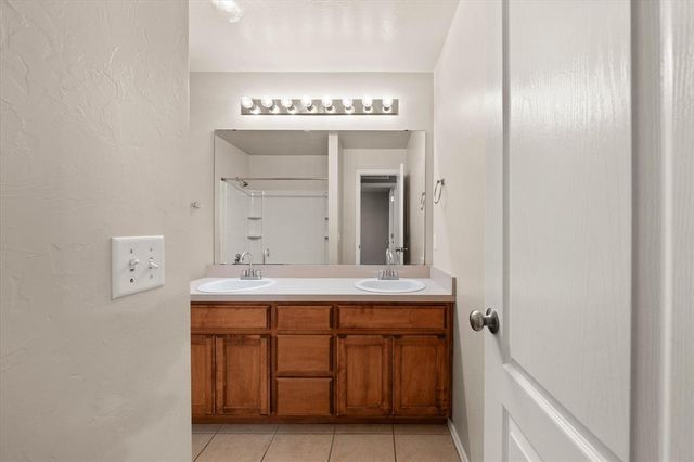 2829 NW 182nd Street, Edmond, OK 73012