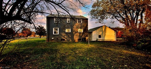 1450 S Lallendorf Road, Oregon, OH 43616