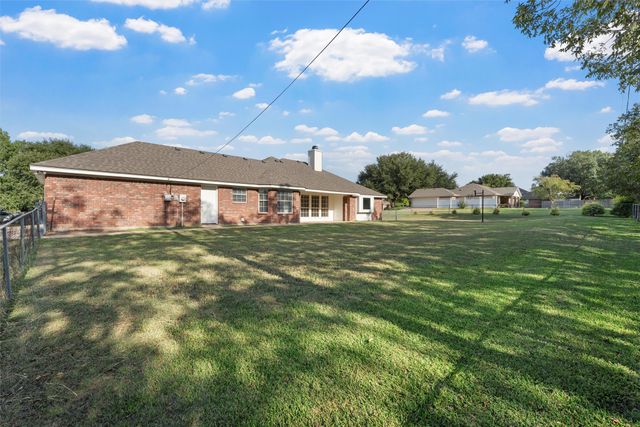 601 Christina Drive, Robinson, TX 76706