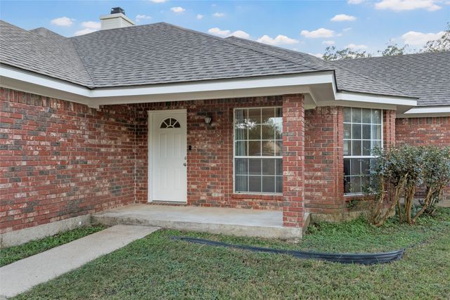 601 Christina Drive, Robinson, TX 76706