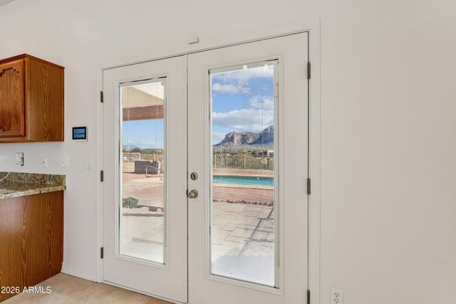 2082 E TEPEE Street, Apache Junction, AZ 85119