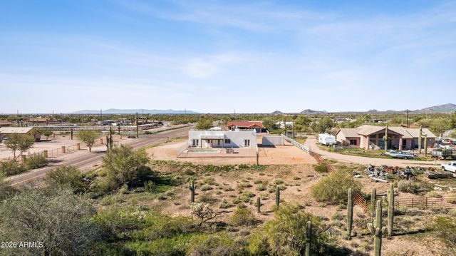 2082 E TEPEE Street, Apache Junction, AZ 85119