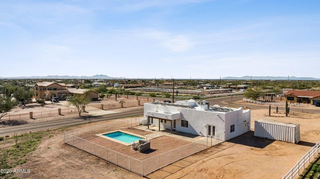 2082 E TEPEE Street, Apache Junction, AZ 85119