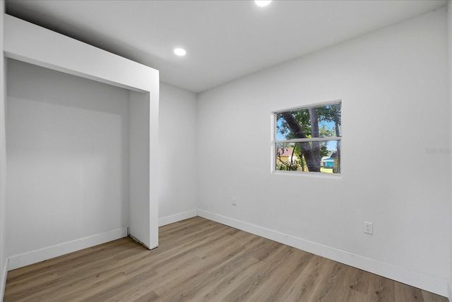 3304 KING RICHARD COURT, Seffner, FL 33584