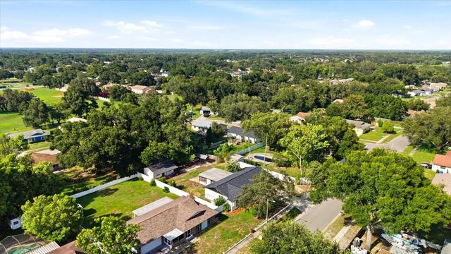 3304 KING RICHARD COURT, Seffner, FL 33584