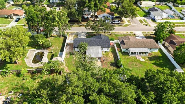 3304 KING RICHARD COURT, Seffner, FL 33584