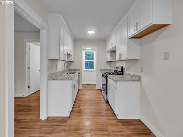 3862 Se IVON St, Portland, OR 97202