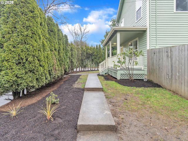 3862 Se IVON St, Portland, OR 97202