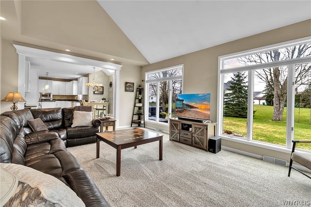 6347 Everwood Court North, Clarence, NY 14051